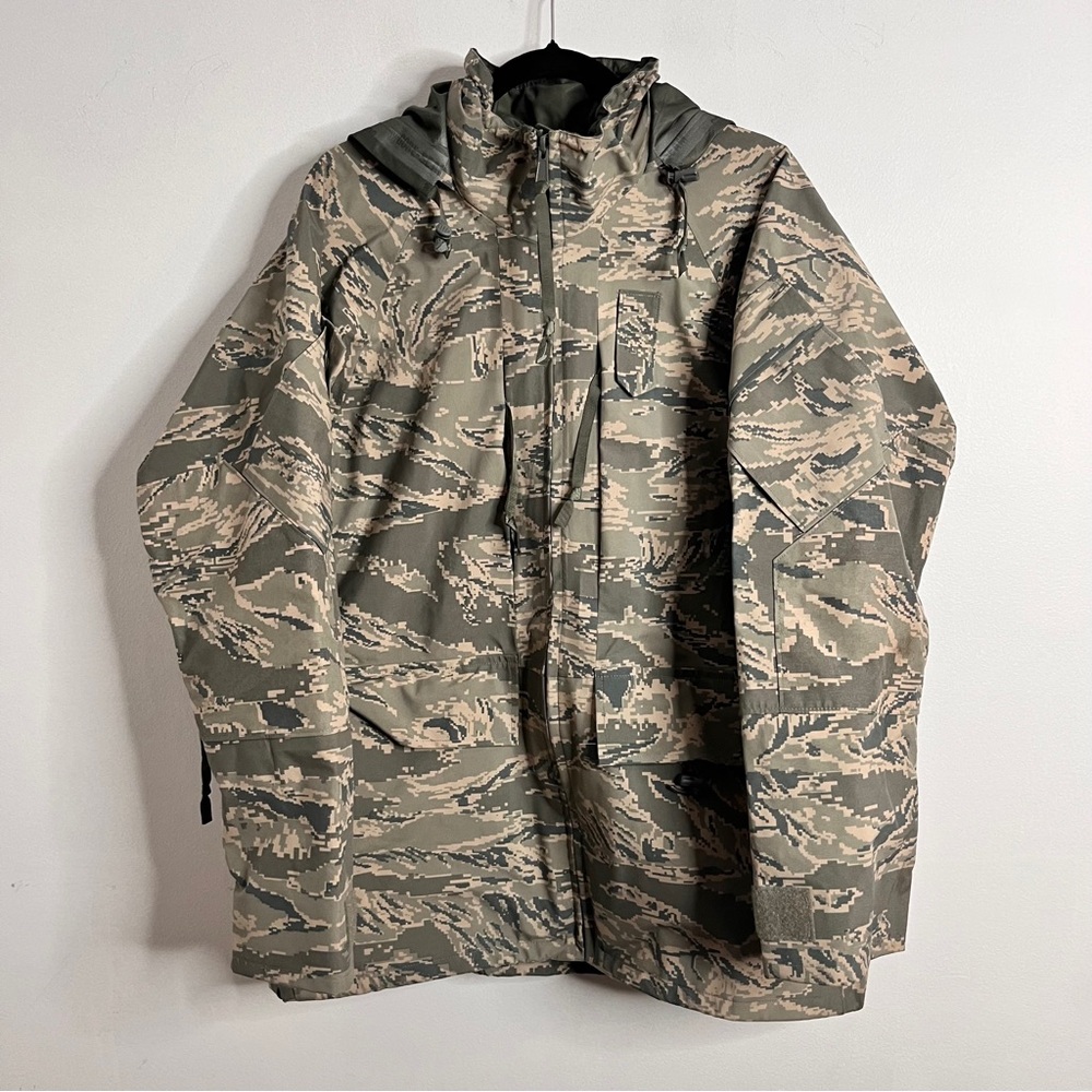 Parka All Purpose Environmental Camouflage 100% Nylon Men's Medium Regular